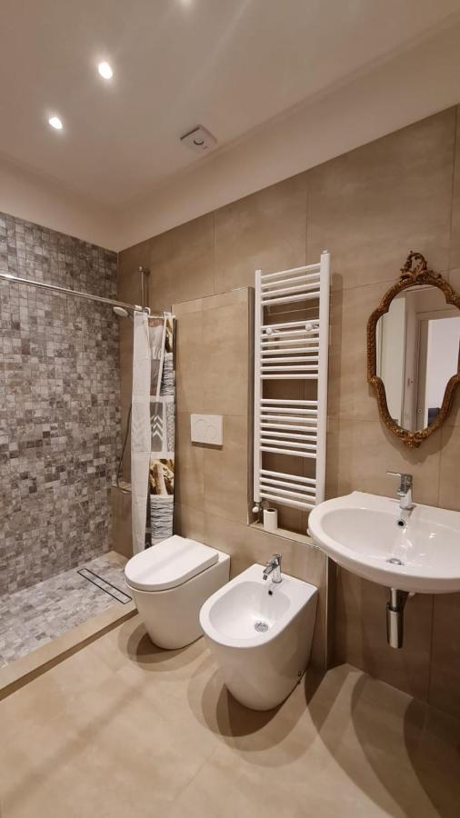 Casa Stella Centro Foce Apartment Sanremo Luaran gambar